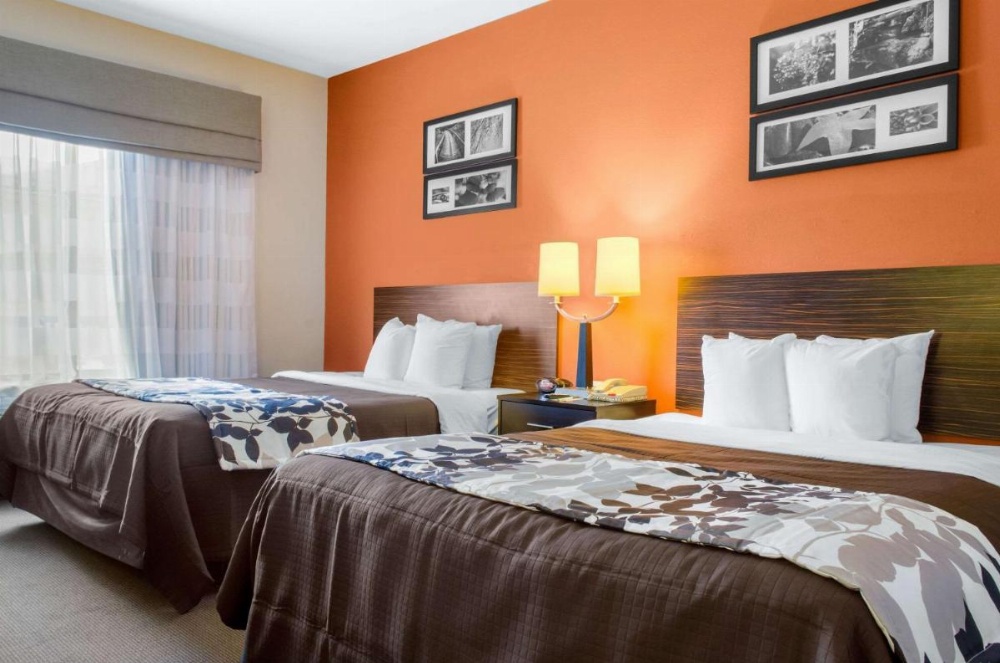 Sleep Inn & Suites East Chase Image 10