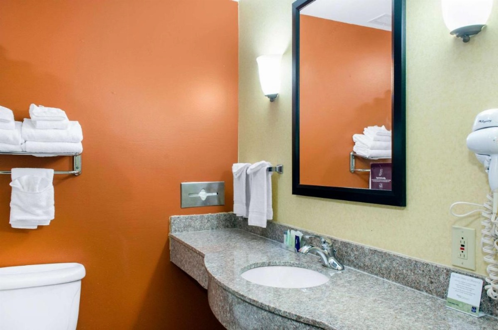 Sleep Inn & Suites East Chase Image 18