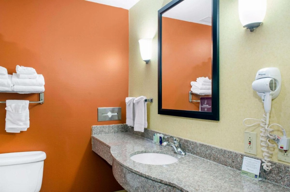 Sleep Inn & Suites East Chase Image 19