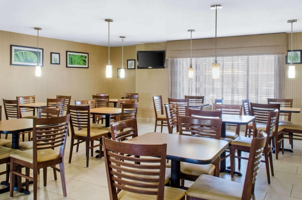 Sleep Inn & Suites East Chase Image 36